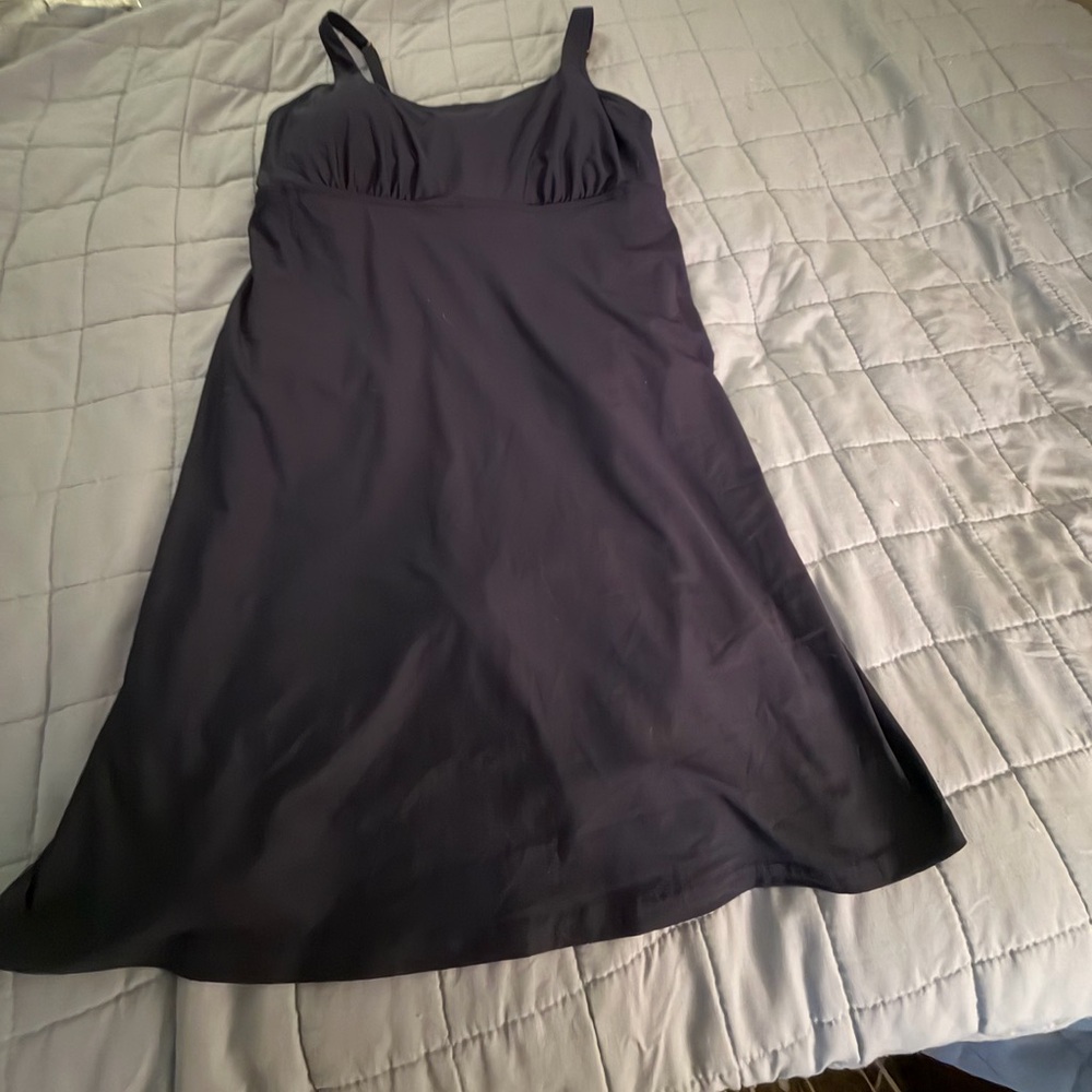 Lands End modest swim dress with attached shorts Navy Women’s size 16